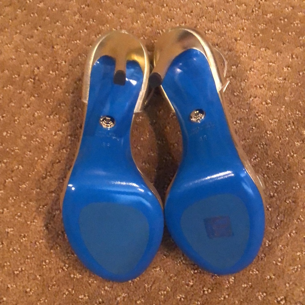 Gold Sandals - Picture 2 of 6
